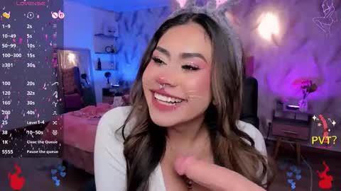 Snapshot of eveline_figeroa chatting on October 2025 07:29:02 PM Eveline online show from October 2025 07:29:02 PM