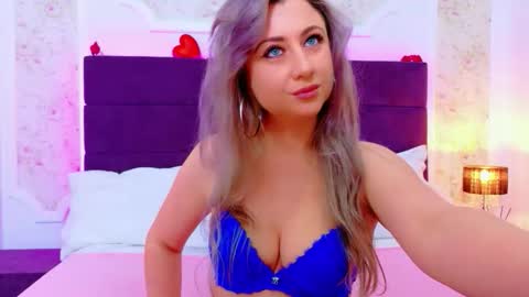 EvelinHill online show from February 2026 05:08:02 AM