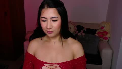 Evelyn online show from December 2025 11:03:02 AM