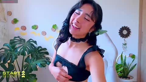 Snapshot of evelyn_chelle chatting on March 2025 03:49:02 PM Im Eve or Chelle Next Stream 191224 online show from March 2025 03:49:02 PM