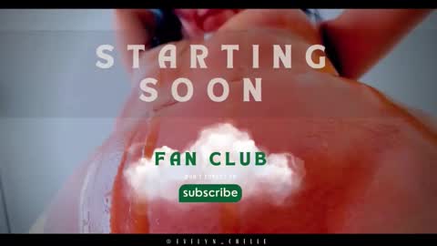 Snapshot of evelyn_chelle chatting on September 2025 03:13:01 PM Im Eve or Chelle Next Stream 191224 online show from September 2025 03:13:01 PM