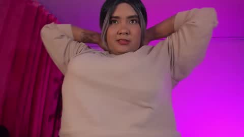 Evelyn Sandoval online show from March 2026 02:17:01 AM