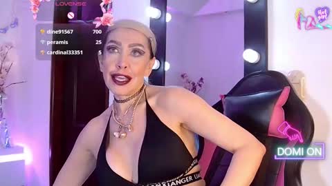 EvelynaGrey online show from February 2026 11:18:01 AM