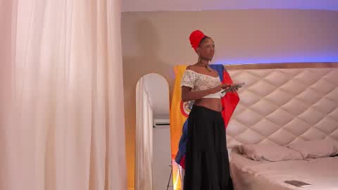 Snapshot of evelyndivine1 chatting on February 2026 01:04:01 PM Evelyn Delicous Ebony online show from February 2026 01:04:01 PM