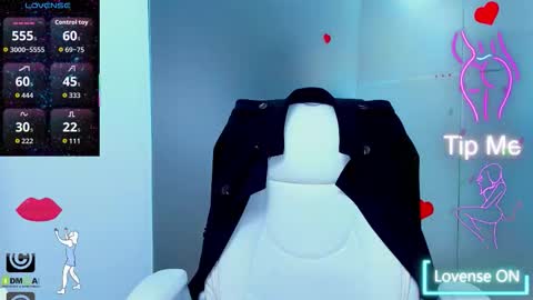 Snapshot of evelyne_rose chatting on November 2025 06:08:02 AM evelyne_rose online show from November 2025 06:08:02 AM