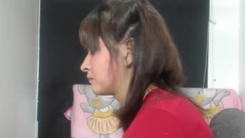 Evelyne online show from April 2026 07:45:01 AM