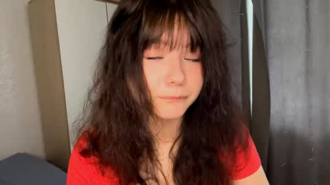 Snapshot of evelynhudson chatting on May 2026 08:22:01 AM Evelyn Velvet online show from May 2026 08:22:01 AM