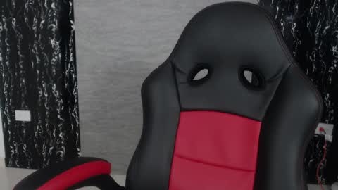 Snapshot of evemilk chatting on March 2025 09:26:01 PM evelin 3 online show from March 2025 09:26:01 PM