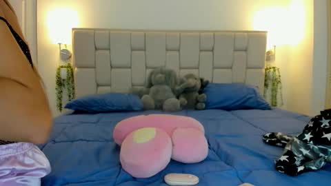 Snapshot of even_scoty chatting on November 2025 02:28:01 PM even_scoty online show from November 2025 02:28:01 PM