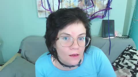 Snapshot of everly_rays chatting on December 2024 03:50:02 AM Everly online show from December 2024 03:50:02 AM