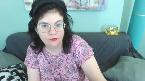 Snapshot of everly_rays chatting on January 2025 11:06:02 AM Everly online show from January 2025 11:06:02 AM