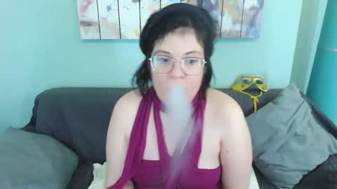 Snapshot of everly_rays chatting on February 2025 08:13:02 PM Everly online show from February 2025 08:13:02 PM