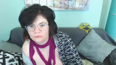 Snapshot of everly_rays chatting on February 2025 05:52:02 PM Everly online show from February 2025 05:52:02 PM