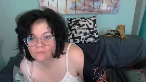 Snapshot of everly_rays chatting on September 2025 07:10:02 AM Everly online show from September 2025 07:10:02 AM