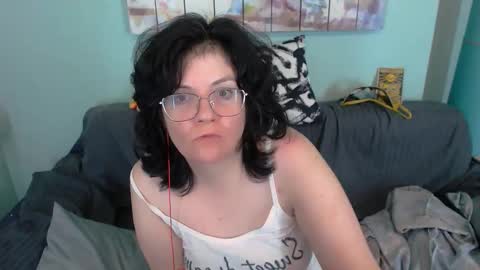 Snapshot of everly_rays chatting on September 2025 07:27:02 PM Everly online show from September 2025 07:27:02 PM