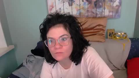 Snapshot of everly_rays chatting on October 2025 11:47:02 AM Everly online show from October 2025 11:47:02 AM