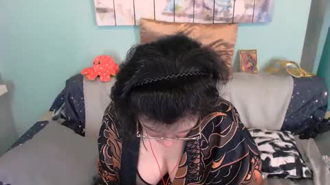 Snapshot of everly_rays chatting on November 2025 07:14:01 PM Everly online show from November 2025 07:14:01 PM