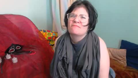 Snapshot of everly_rays chatting on December 2025 05:23:01 AM Everly online show from December 2025 05:23:01 AM