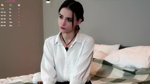 Anita online show from October 2025 04:20:02 AM