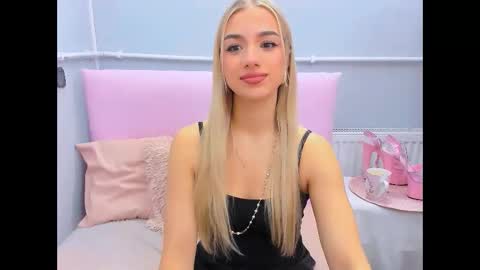 Snapshot of evettegold chatting on November 2025 05:12:01 PM Eve online show from November 2025 05:12:01 PM