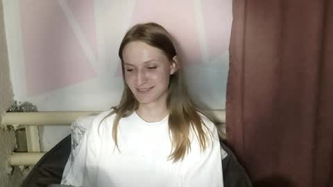 Aurora online show from April 2026 05:06:02 PM