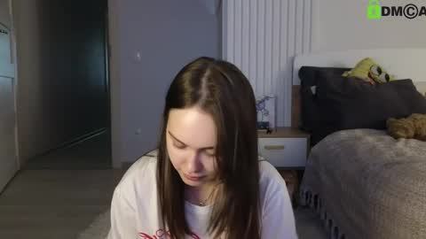 evi_woow online show from March 2025 11:16:02 PM