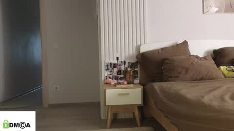 evi_woow online show from March 2026 04:25:01 AM