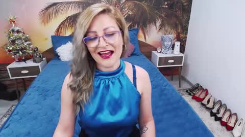 Evia online show from December 2024 01:18:02 AM