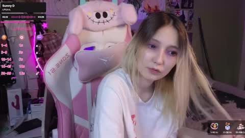 Evie online show from January 2025 05:05:01 AM