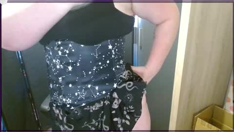 Snapshot of eviebug chatting on September 2025 09:20:02 AM Eviebug - eviebuglil Onlyfans for VIPs online show from September 2025 09:20:02 AM