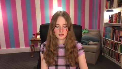 Evie3 online show from December 2025 03:12:03 AM