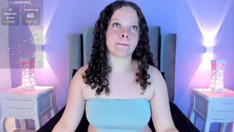 evierouse_ online show from June 2026 07:47:01 PM