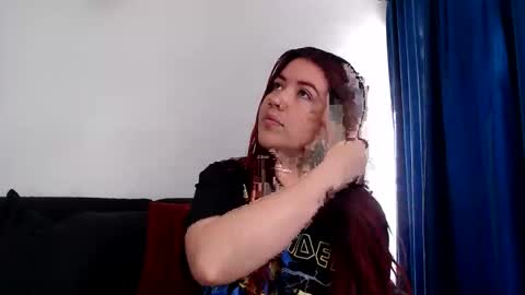 evilheart_69 online show from November 2025 05:24:01 PM