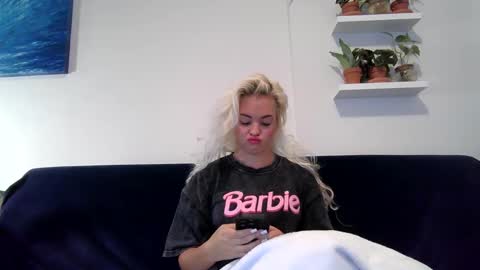 Badblondebunny online show from January 2025 11:27:02 PM