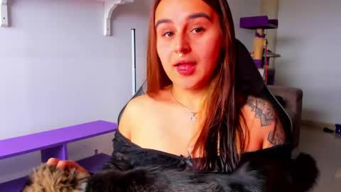 EVY online show from April 2026 03:50:02 PM