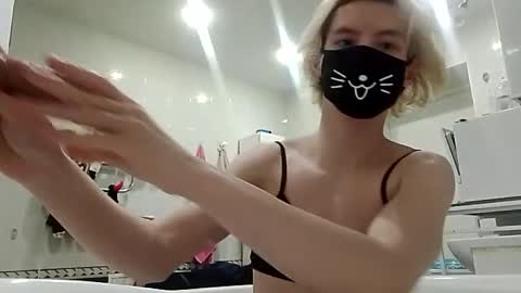 Essa online show from April 2026 05:21:01 AM