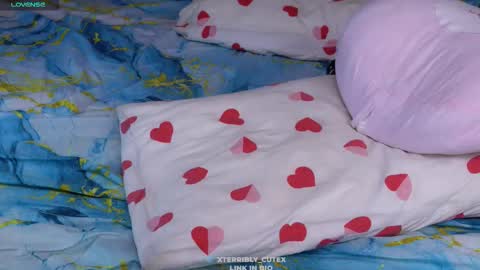 Ella for you online show from October 2025 07:25:01 PM