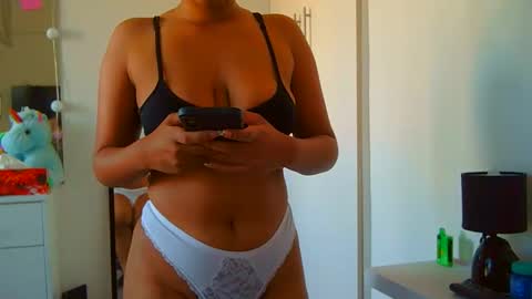 courtney online show from April 2026 06:24:01 AM