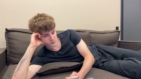 Snapshot of exclusiveflexboy chatting on June 2026 10:35:01 PM exclusiveflexboy online show from June 2026 10:35:01 PM