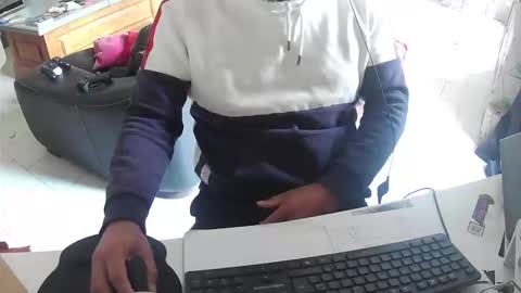 Gio online show from September 2025 05:05:02 PM