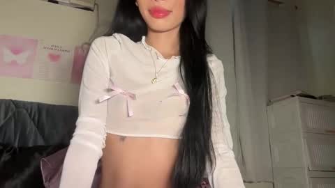 Snapshot of exoo_exoo_07 chatting on November 2025 03:17:02 AM Angela online show from November 2025 03:17:02 AM