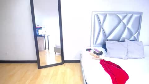 exotic_karmella online show from October 2025 10:30:01 PM