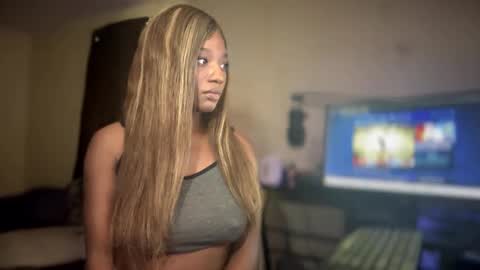 exoticaqua online show from September 2025 01:41:02 AM