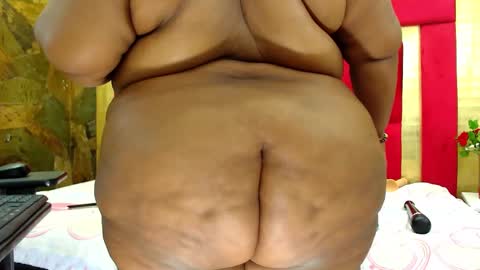 Snapshot of exoticbigmandx chatting on January 2025 04:46:02 PM Mandy online show from January 2025 04:46:02 PM