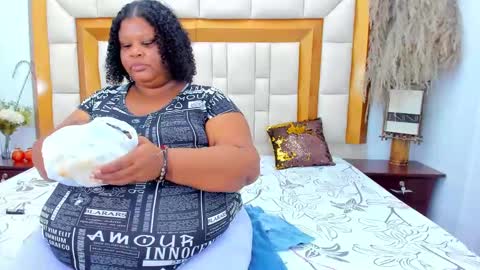 Snapshot of exoticbigmandx chatting on January 2025 08:25:01 PM Mandy online show from January 2025 08:25:01 PM