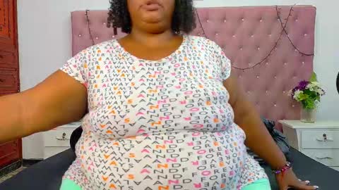 Snapshot of exoticbigmandx chatting on October 2025 10:30:02 PM Mandy online show from October 2025 10:30:02 PM