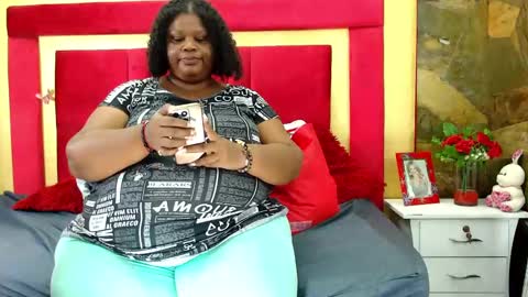 Snapshot of exoticbigmandx chatting on November 2025 09:15:02 PM Mandy online show from November 2025 09:15:02 PM