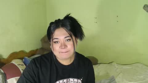 SHANTAL MARIE online show from April 2026 05:52:01 AM