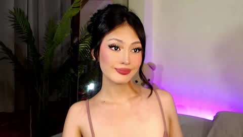 Snapshot of expensive_candyx chatting on December 2024 03:35:01 PM Candy  online show from December 2024 03:35:01 PM