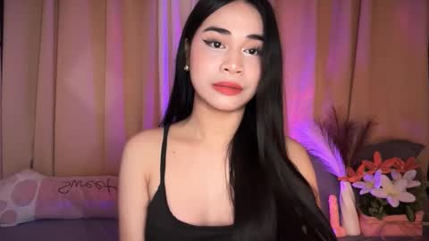 Snapshot of expensivets_chloe chatting on November 2025 06:21:01 PM chloee online show from November 2025 06:21:01 PM